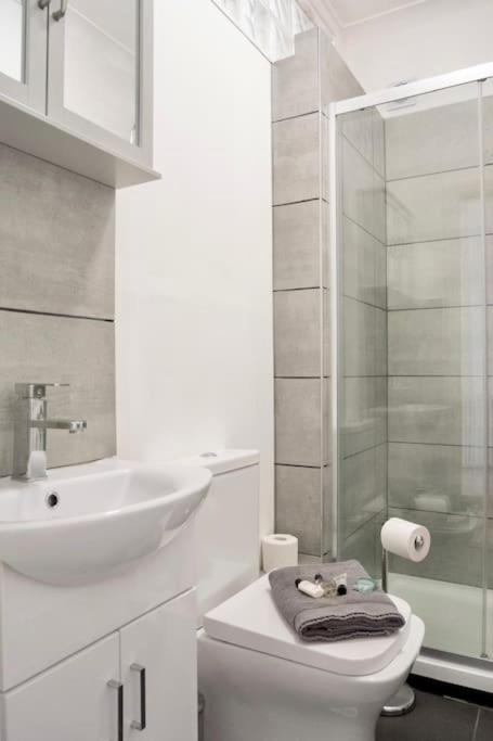 Penarth/Cardiff Bay: Deluxe Flat: 10 Mins To City! Екстер'єр фото